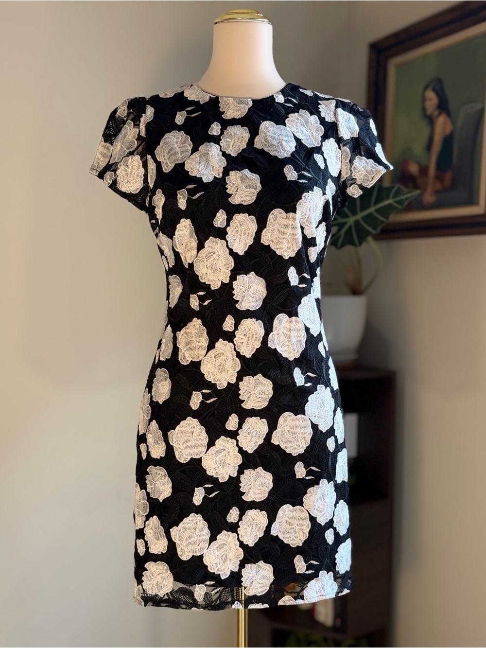 Sam Edelman Black White Floral Embroidered Lace Sheath Dress Tie Back Bow 4